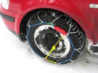 Catene a bordo o pneumatici invernali, obbligo dal 15 novembre 2018