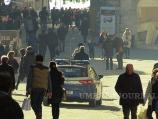 Polizia denuncia due tunisini per ricettazione e spaccio di droga