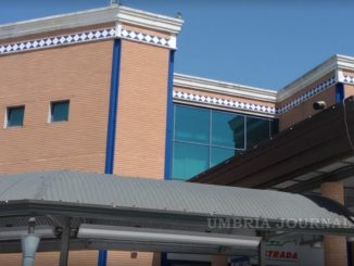 Arrestate due sorelle rubano al centro commerciale Collestrada