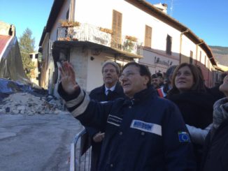 Gentiloni ritorna a Norcia, il ringraziamento della presidente