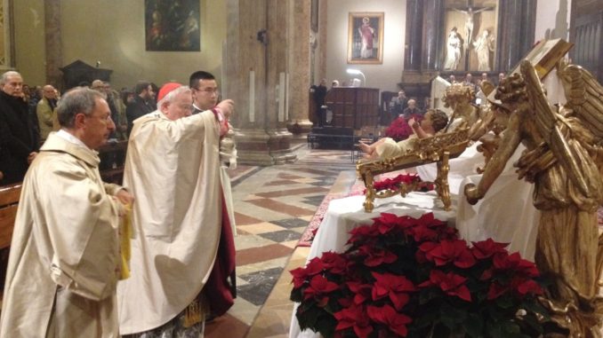 Perugia, molti fedeli alla celebrazione eucaristica della Notte di Natale in cattedrale
