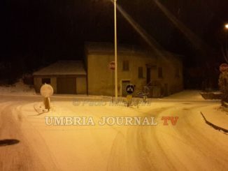 Neve arrivata in gran parte dell’Umbria, crescono disagi in aree terremotate