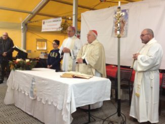 San Pellegrino di Norcia, cardinale Gualtiero Bassetti in visita ai terremotati