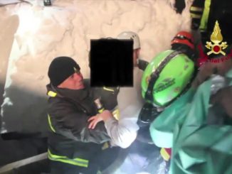 Slavina su Hotel, si continua a scavare, ore d'ansia per Alessandro