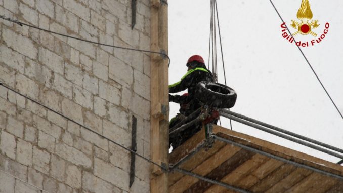 Ricostruzione sisma, i Vigili del Fuoco restano sul territorio