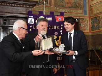 Consegnato il premio Lions Città di Perugia al sindaco Romizi