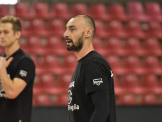 Gli atleti della Sir Volley in palestra per Pasqua Epifanmia, c'è il Vibo Valentia