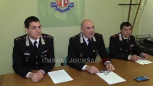 Padre fa prostituire la figlia minorata, arrestato insieme a due complici