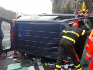 Incidente stradale Raccordo uscita Terni San Carlo, due feriti, a bordo anche disabile