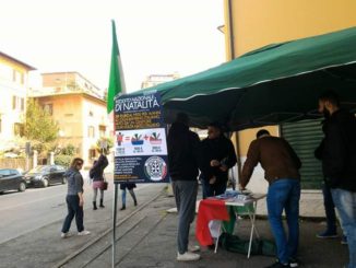 CasaPound, banchetti in 100 città, raccolta firme Reddito Nazionale di Natalità