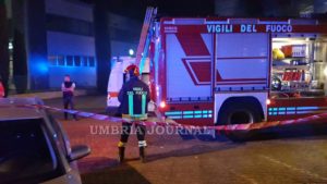 Incendio al Kiclub di Bastia Umbra, alcune persone intossicate, anche una donna incinta