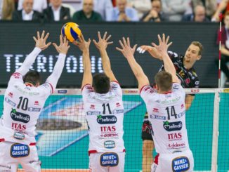 Volley, Sir Safety, vittoria di squadra con Trento e semifinale in parità!