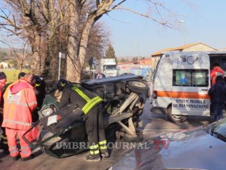 Incidenti stradali, i Vigili del Fuoco attaccano il 118, i ritardi mettono a rischio la vita di tutti