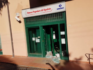 Fanno saltare un altro bancomat, questa volta a Torchiagina, banditi in fuga