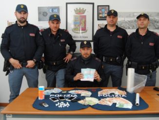 Perugia, controlli della polizia in via del Macello, arrestati due spacciatori