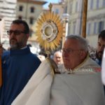Perugia, celebrata la solennità del Corpus Domini, diverse migliaia di fedeli alla processione