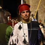 Perugia 1416, bagno di folla per l'arrivo di Braccio in notturna