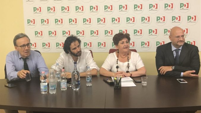 Viceministro Teresa Bellanova coi lavoratori Jp e Perugina