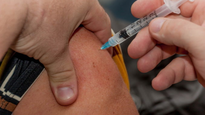 Codacons, nessuno può essere vaccinato senza esami medici
