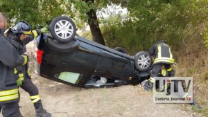 Incidente stradale lungo la Strada dei Loggi a Perugia, donna in ospedale [FOTO]