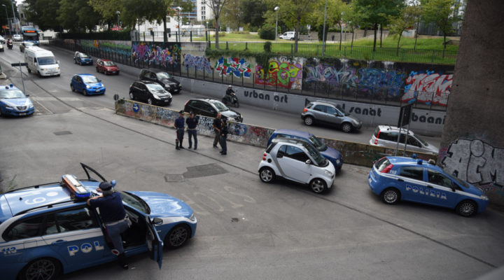Polizia Via del Macello controlli Fontivegge (4)