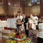 Celebrazioni San Francesco ad Assisi, accesa la lampada