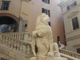 Distrutta scalinata Piazza Pianciani, fine ripulitura nel 2016, c'era Fabrizio Cardarelli
