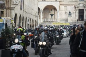 Motobefana perugina 4 gennaio per bambini oncologia pediatrica