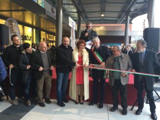 Il taglio del nastro