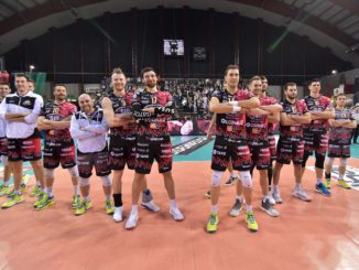 Muro di Ivan Zaytsev, esplode il PalaEvangelisti, la Sir parte con il piede giusto