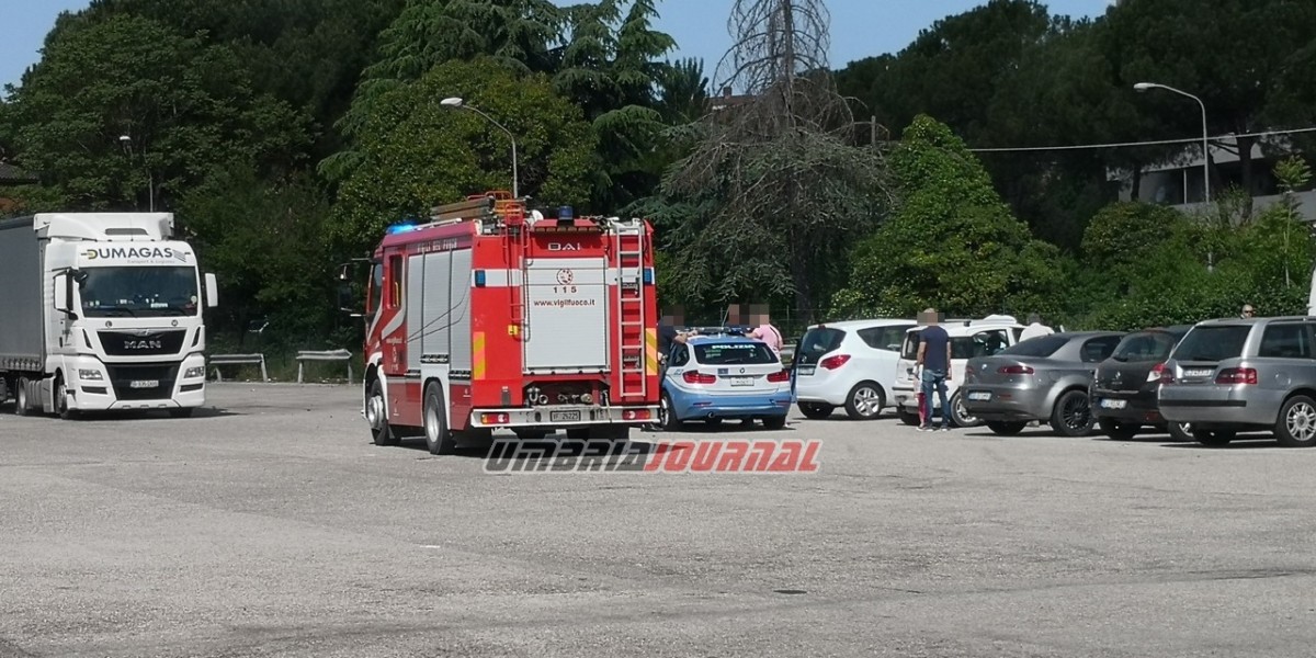 Incidente stradale sulla E45 a Ponte San Giovanni, coinvolti due bambini FOTO
