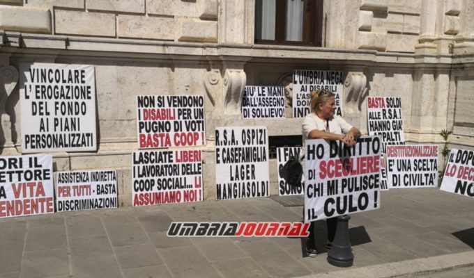 protestaa-associazioni-disabili (5)