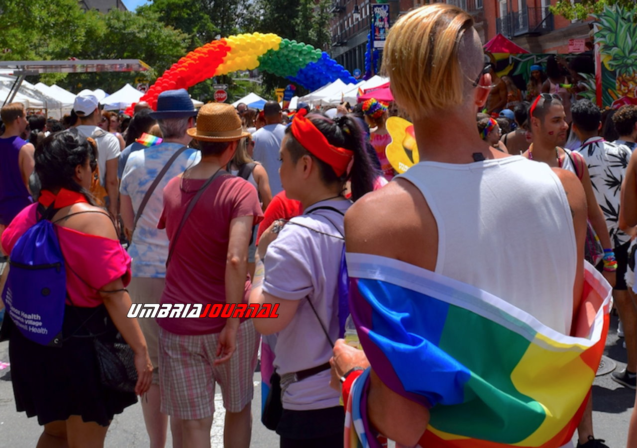 Umbria Pride Movimento 5 Stelle difende diritti famiglie arcobaleno