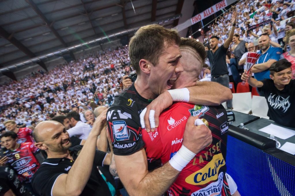 Volley, la Sir Safety è campione d'Italia, super Perugia, grande Perugia