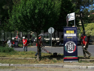Intervento militanti CasaPound Terni ripuliscono tre aree verdi