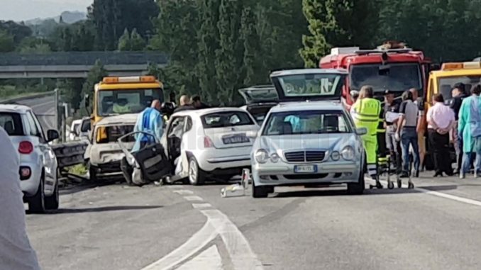 Incidente stradale sulla Flaminia, non si può morire per andare lavoro