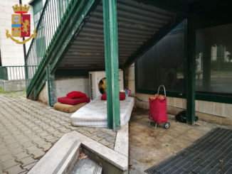 Dormiva sotto le scale dell'ottagolo, una 72enne affidata alla Caritas