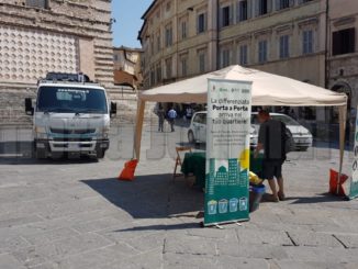 Nuova flotta dei mezzi Gesenu alla Sala dei Notari