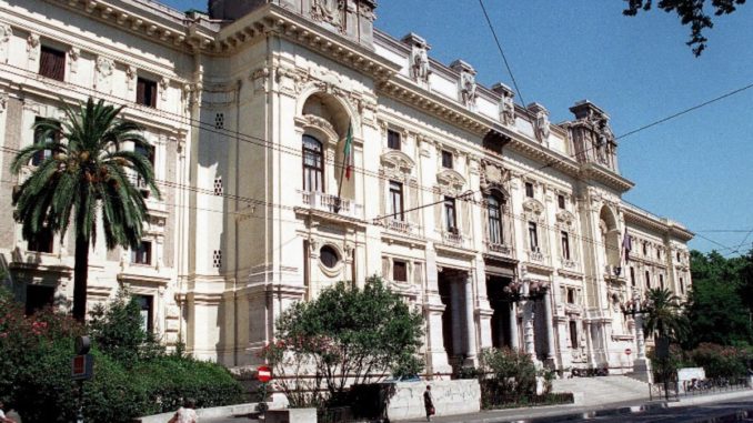 Terremoto, comune di Spoleto rinuncia alla ricostruzione delle scuole