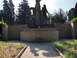 CasaPound riqualifica monumento per le vittime dei bombardamenti anglo-americani