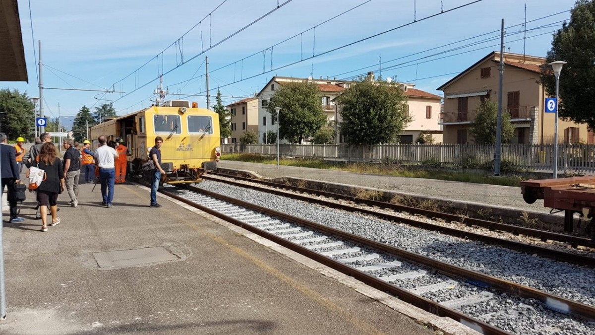 Ripartono i treni della tratta Nord, ma a che velocità?