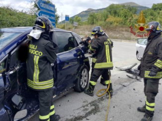 Incidente stradale a Gubbio, una persona ferita, portata in ospedale per accertamenti