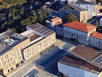 Trasferimento uffici comunali a Monteluce, Camicia, e basta per piacere su