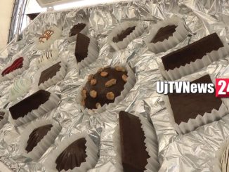 Una scatola gigante di 25 cioccolatini apre Eurochocolate 2018