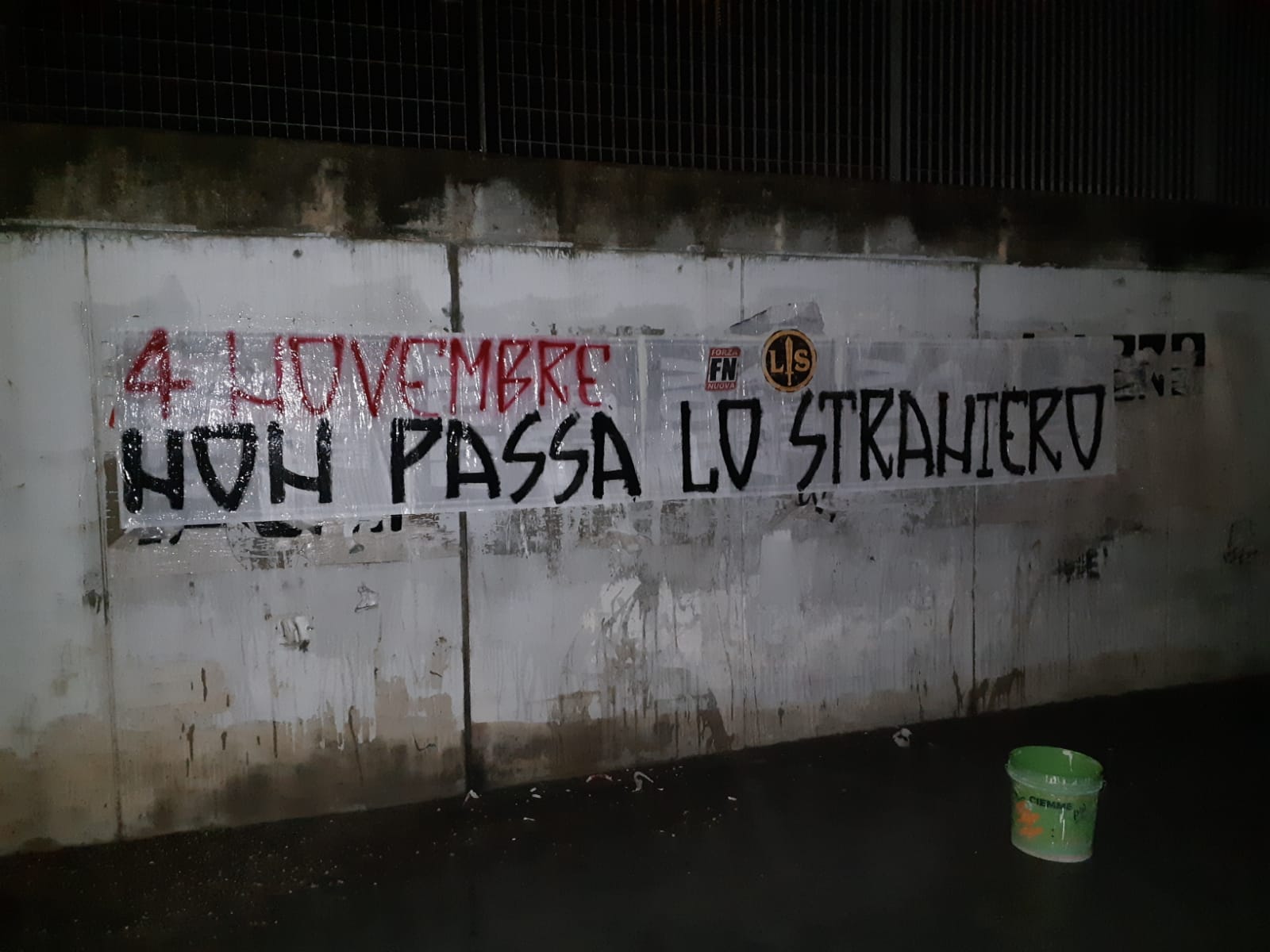 Forza Nuova e Lotta Studentesca Perugia esposto striscioni per celebrazioni 4 novembre