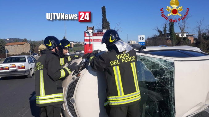Incidente stradale sulla E45 all'altezza dell'uscita per Balanzano di Perugia [Foto]