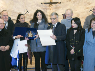 Pellegrino di Pace consegnato a Noa nel Santuario della Spogliazione