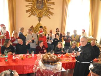 Pranzo di Natale in episcopio a Terni, offerto dal vescovo a 120 persone