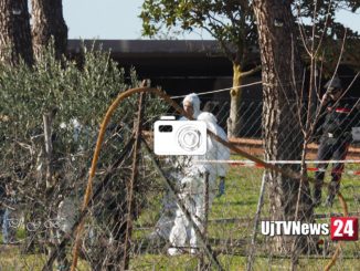 Donna uccisa a coltellate a Case Sparse, le foto del posto