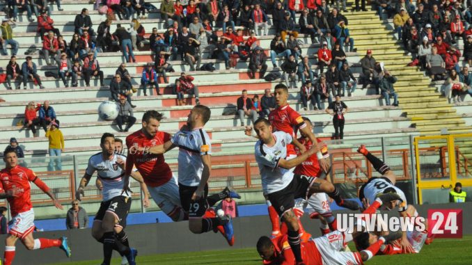 Perugia Calcio, Brignoli para tutto, Sadiq sbaglia, passa il Palermo 1-2